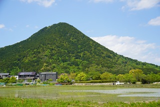 ＧＷは平常通り営業してます